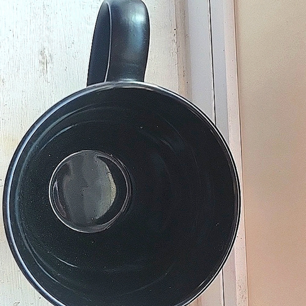 Dovan Black with Colorful Heart Design Mug - Picture 5 of 6